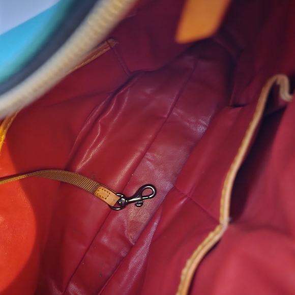 Dooney & Bourke Rebecca Classic Hobo Pebbled Leather Shoulder Bag. - Picture 14 of 16